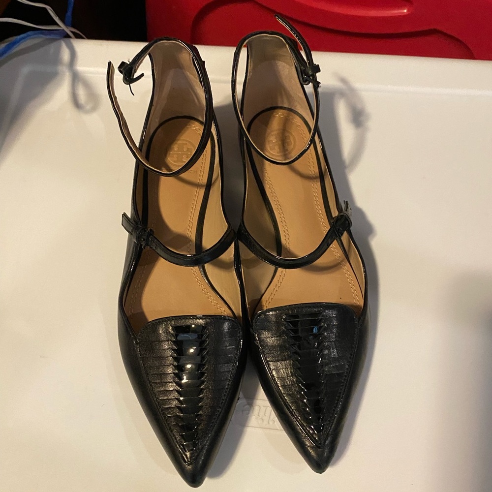 Tory Burch flats 8.5